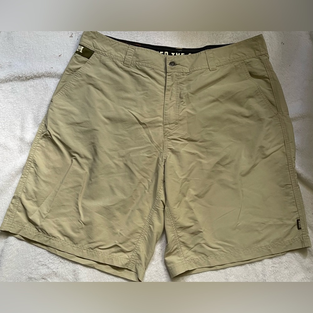 Men’s Howler Bros khaki board shorts Heed The Call Men’s 38